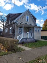 2711 Orleans Avenue, Niagara Falls, NY 14303