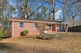 2522 Frost Drive SW, Marietta, GA 30008