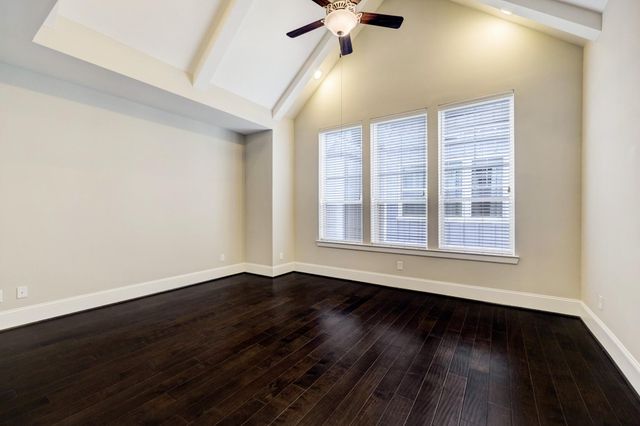 726 N Shepherd Drive, Houston, TX 77007