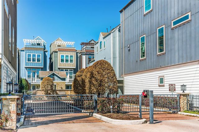 726 N Shepherd Drive, Houston, TX 77007