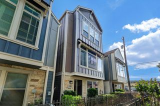 726 N Shepherd Drive, Houston, TX 77007