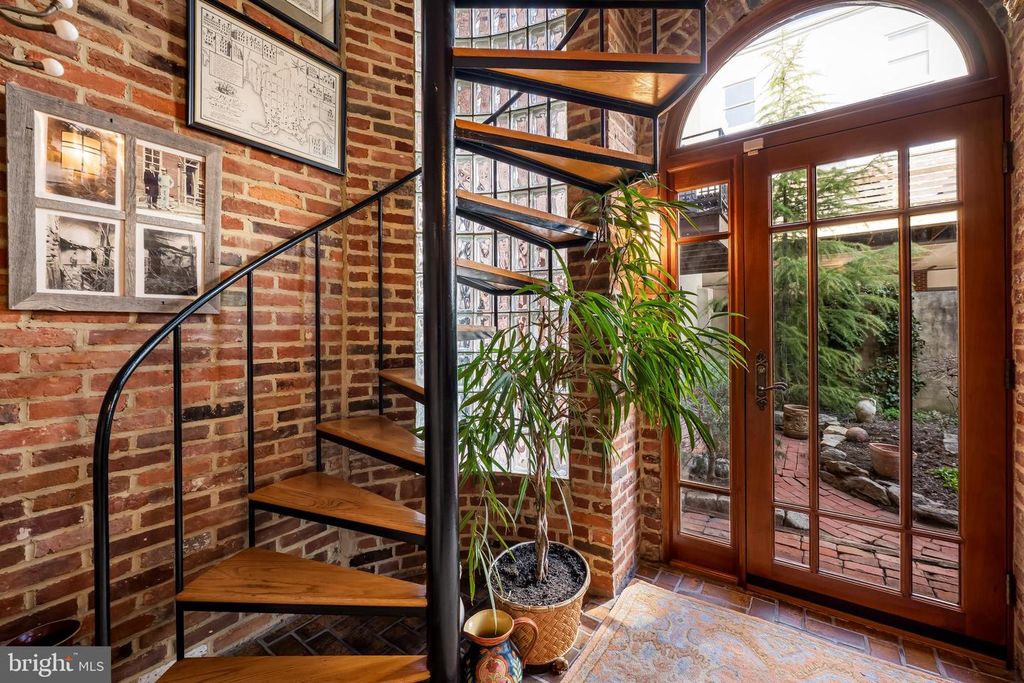 Image 28 of property listing at 1807 LANCASTER ST, Baltimore, MD 21231