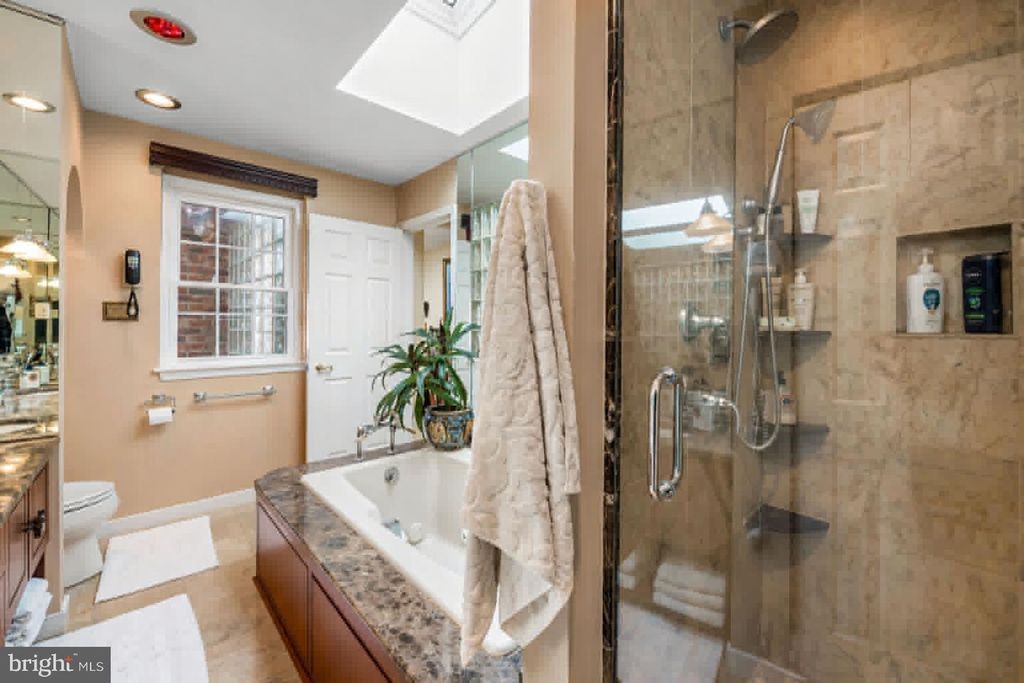 Image 35 of property listing at 1807 LANCASTER ST, Baltimore, MD 21231