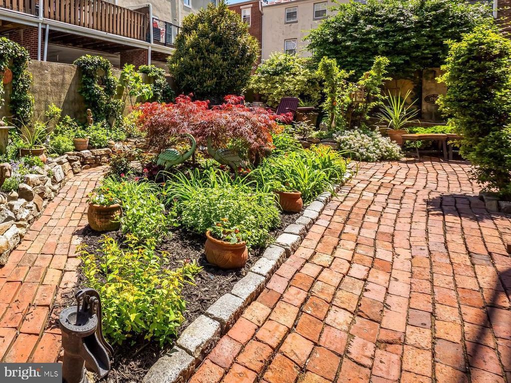 Image 51 of property listing at 1807 LANCASTER ST, Baltimore, MD 21231
