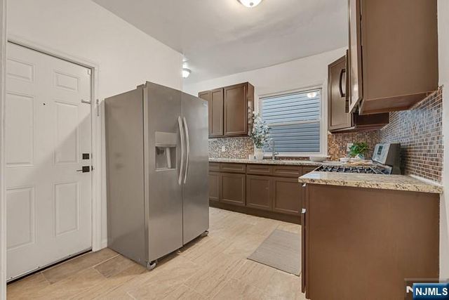 110 17th Street, East Orange, NJ 07017