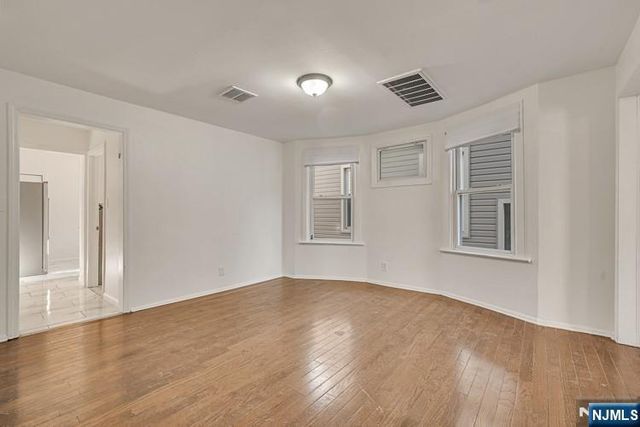 110 17th Street, East Orange, NJ 07017