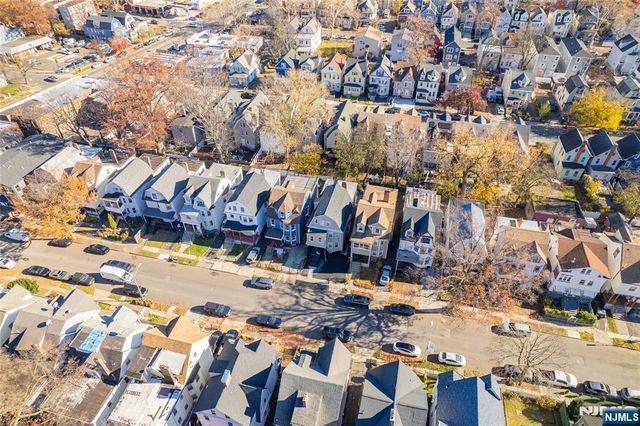 110 17th Street, East Orange, NJ 07017