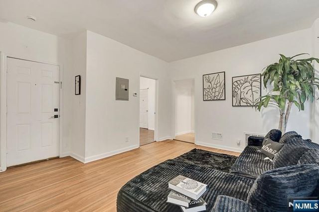 110 17th Street, East Orange, NJ 07017