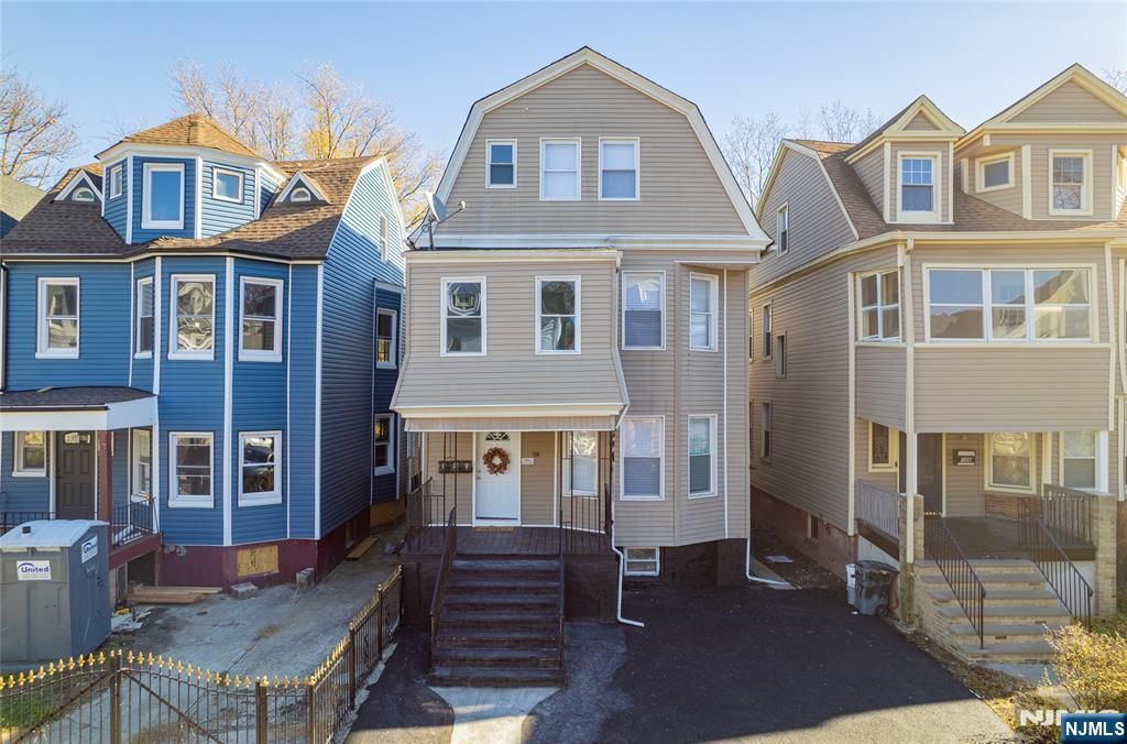 110 17th Street, East Orange, NJ 07017