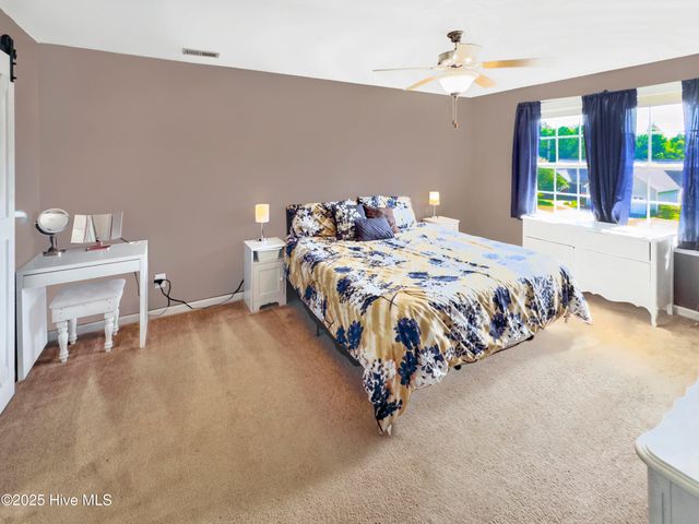 239 Emerald Ridge Road, Jacksonville, NC 28546