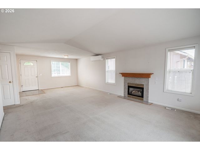 1345 NAPA VALLEY Ln, Eugene, OR 97404