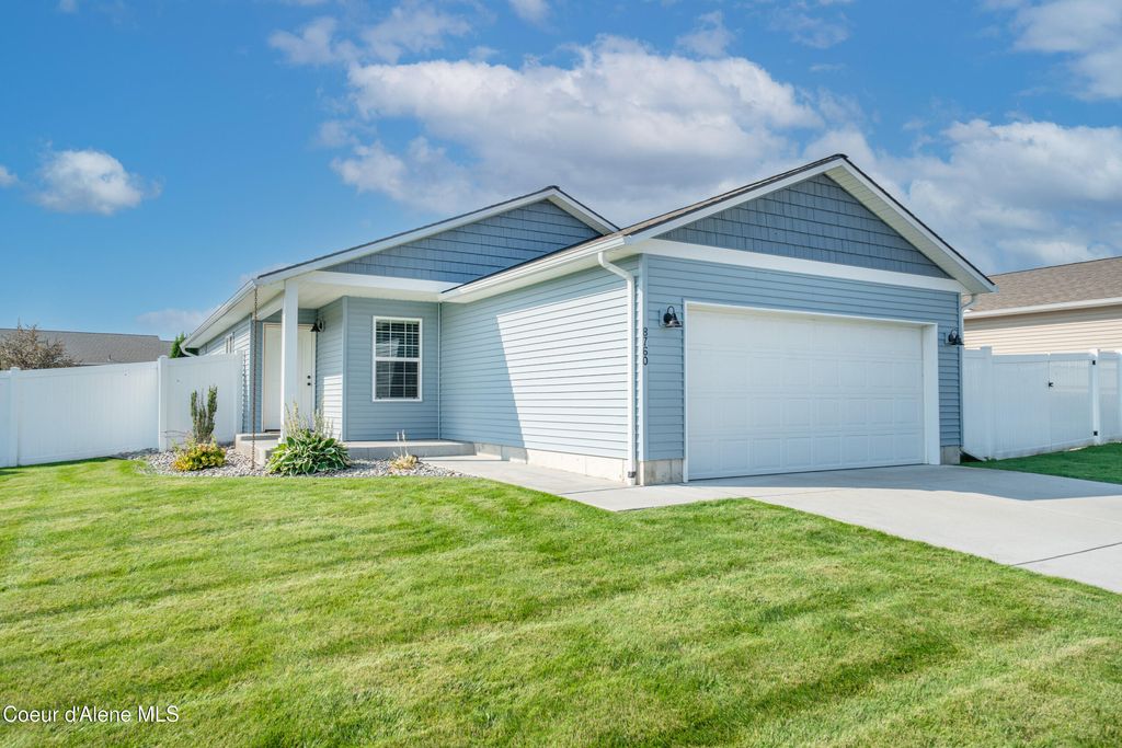 8760 N ARGYLE ST, Post Falls, ID 83854