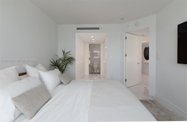 90 Alton Rd 1702, Miami Beach, FL 33139