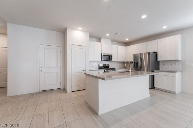 210 Seven Valleys Court, Las Vegas, NV 89183