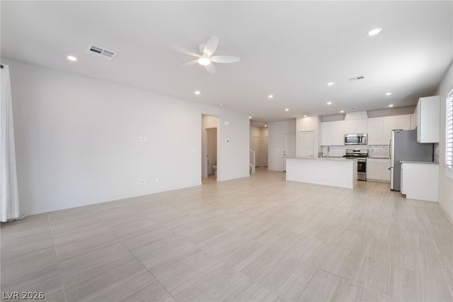 210 Seven Valleys Court, Las Vegas, NV 89183