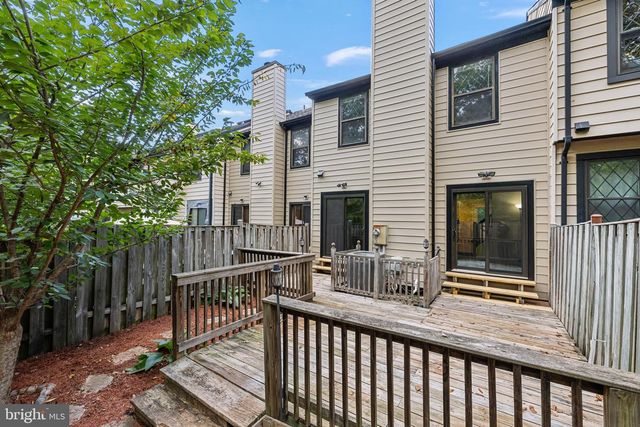 297 CHELMSFORD CT, Sterling, VA 20165