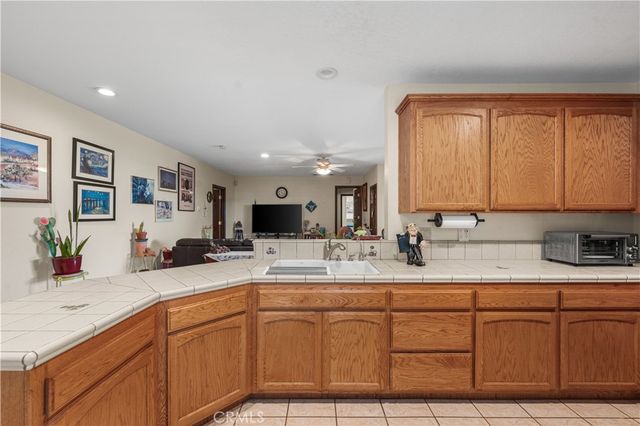 2651 W Avenue N12, Palmdale, CA 93551
