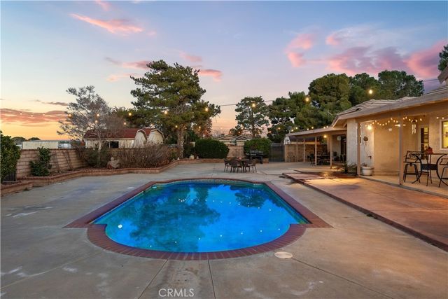 2651 W Avenue N12, Palmdale, CA 93551