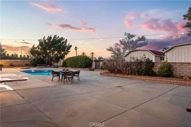 2651 W Avenue N12, Palmdale, CA 93551