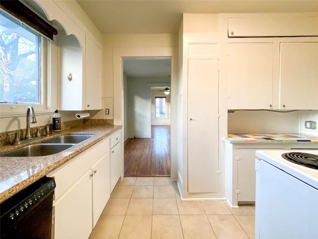 7924 Ford Street A, Houston, TX 77012