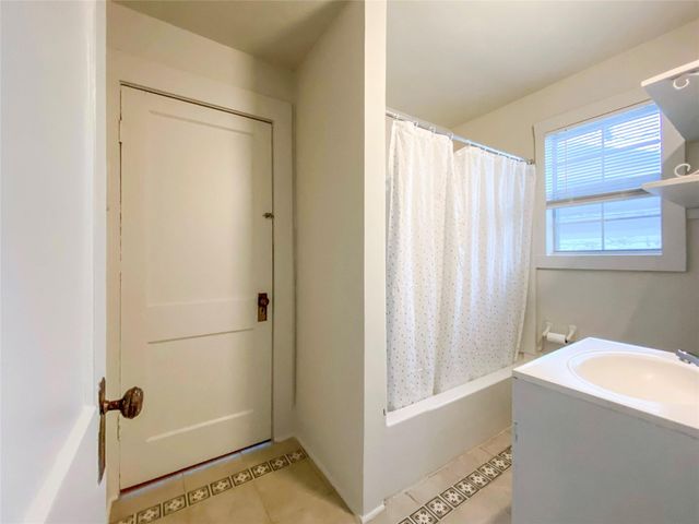 7924 Ford Street A, Houston, TX 77012