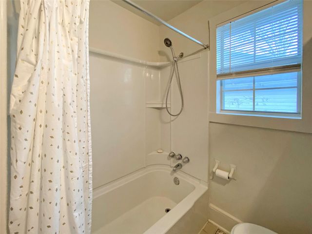 7924 Ford Street A, Houston, TX 77012