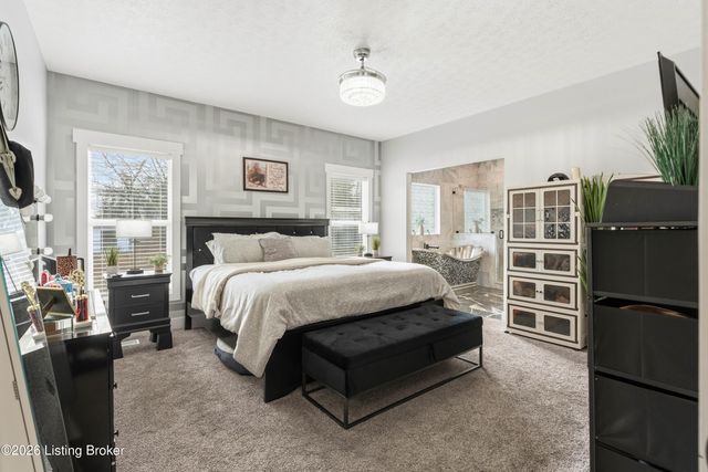 2696 Armstrong Ln, Mt Washington, KY 40047