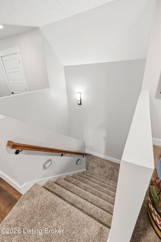 2696 Armstrong Ln, Mt Washington, KY 40047