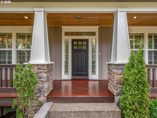 1815 Nw ROSEFINCH Ln, Portland, OR 97229