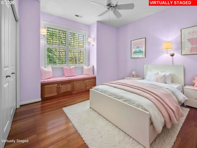 1815 Nw ROSEFINCH Ln, Portland, OR 97229