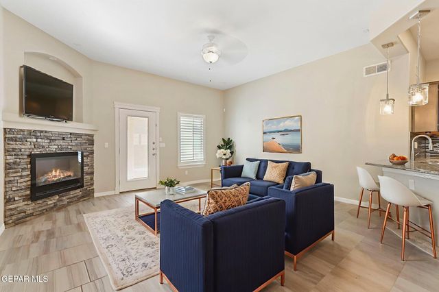 14832 Sunny Land Avenue, El Paso, TX 79938