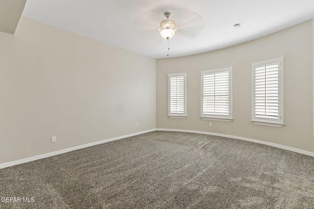 14832 Sunny Land Avenue, El Paso, TX 79938