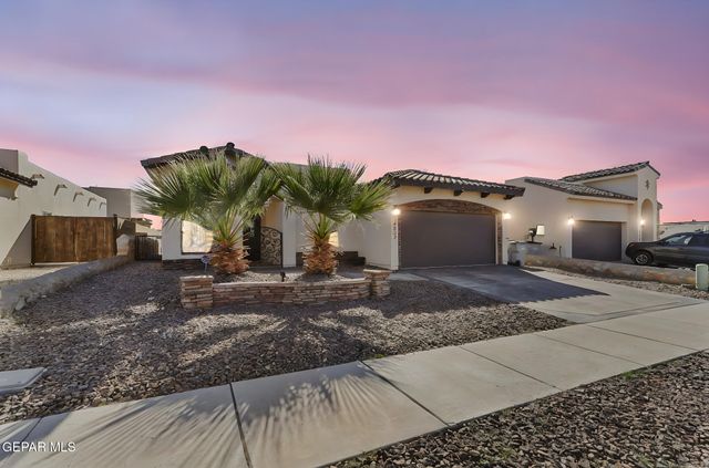 14832 Sunny Land Avenue, El Paso, TX 79938