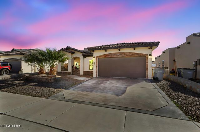 14832 Sunny Land Avenue, El Paso, TX 79938