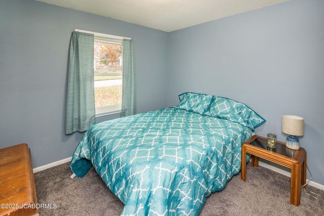 710 LEONARD DRIVE, Jefferson City, MO 65109