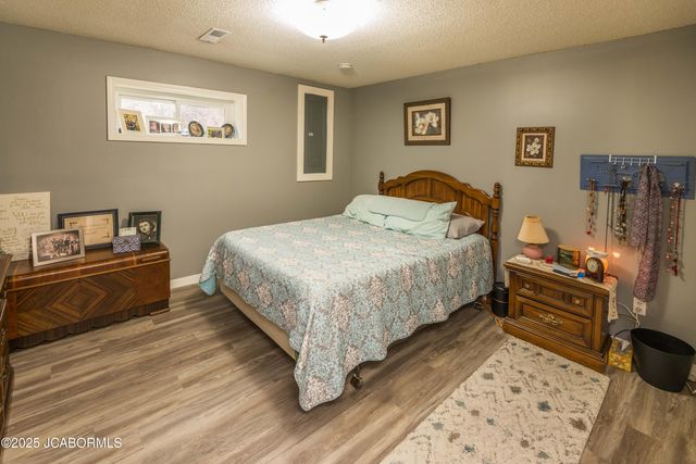 710 LEONARD DRIVE, Jefferson City, MO 65109