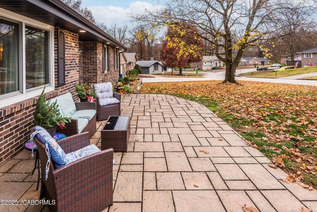 710 LEONARD DRIVE, Jefferson City, MO 65109