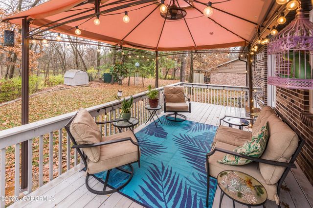 710 LEONARD DRIVE, Jefferson City, MO 65109