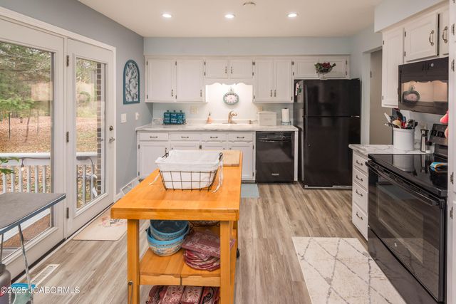 710 LEONARD DRIVE, Jefferson City, MO 65109