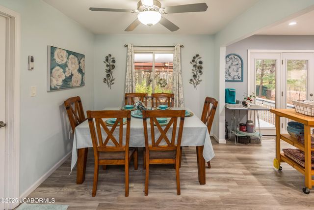 710 LEONARD DRIVE, Jefferson City, MO 65109