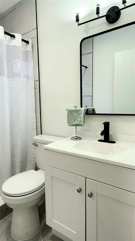 4219 DES MOINES STREET NE, St Petersburg, FL 33703