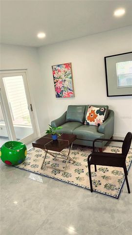 4219 DES MOINES STREET NE, St Petersburg, FL 33703