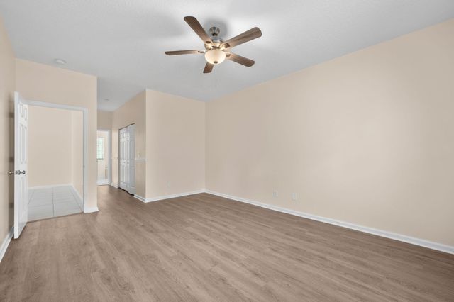 6980 SE Twin Oaks Circle, Stuart, FL 34997