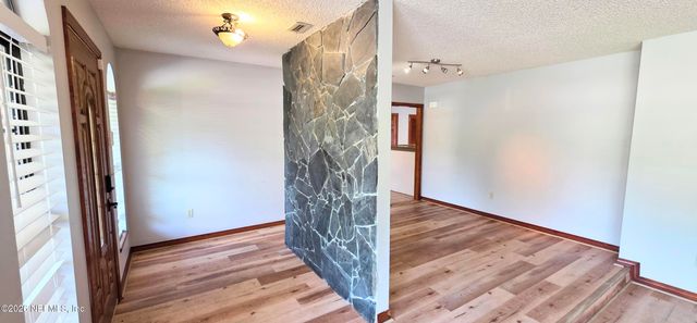 2390 PINE HOLLOW Road, Green Cove Springs, FL 32043
