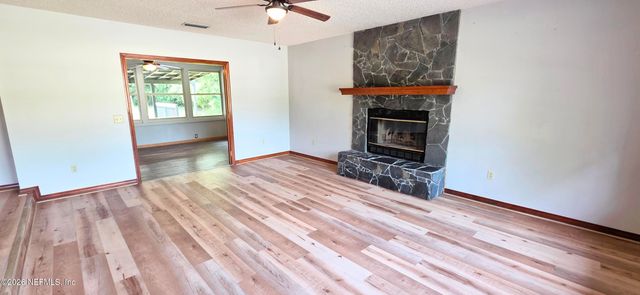 2390 PINE HOLLOW Road, Green Cove Springs, FL 32043