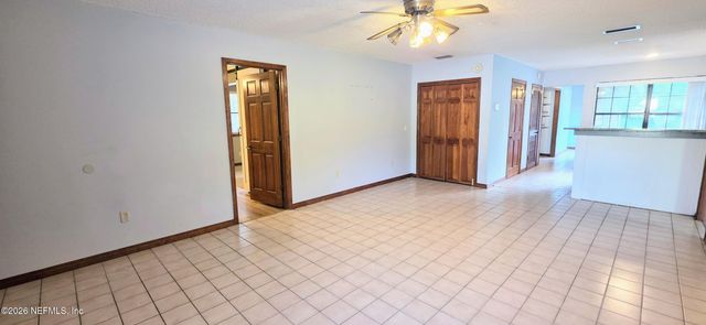2390 PINE HOLLOW Road, Green Cove Springs, FL 32043