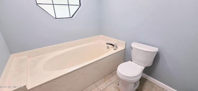 2390 PINE HOLLOW Road, Green Cove Springs, FL 32043