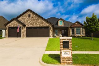 6923 Saint Anthony Drive, Tyler, TX 75703
