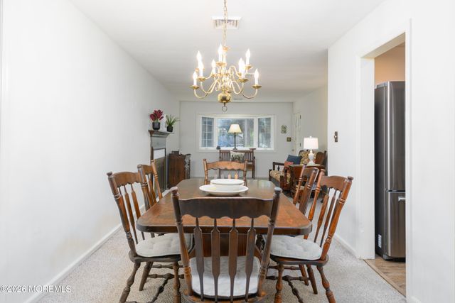 17 Butler Lane 17, Middletown, NJ 07748