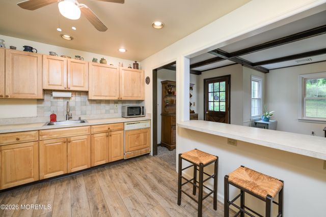 17 Butler Lane 17, Middletown, NJ 07748